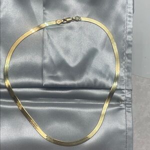 Elegant 14 karat herringbone Gold Necklace
